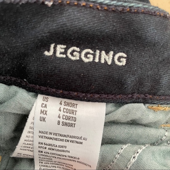 American Eagle dark wash jegging - Picture 3 of 3